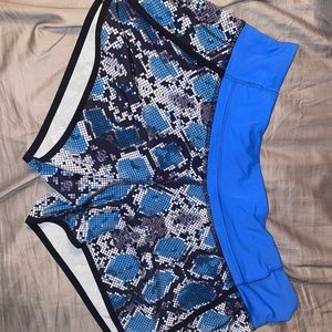 Lululemon shorts size 8